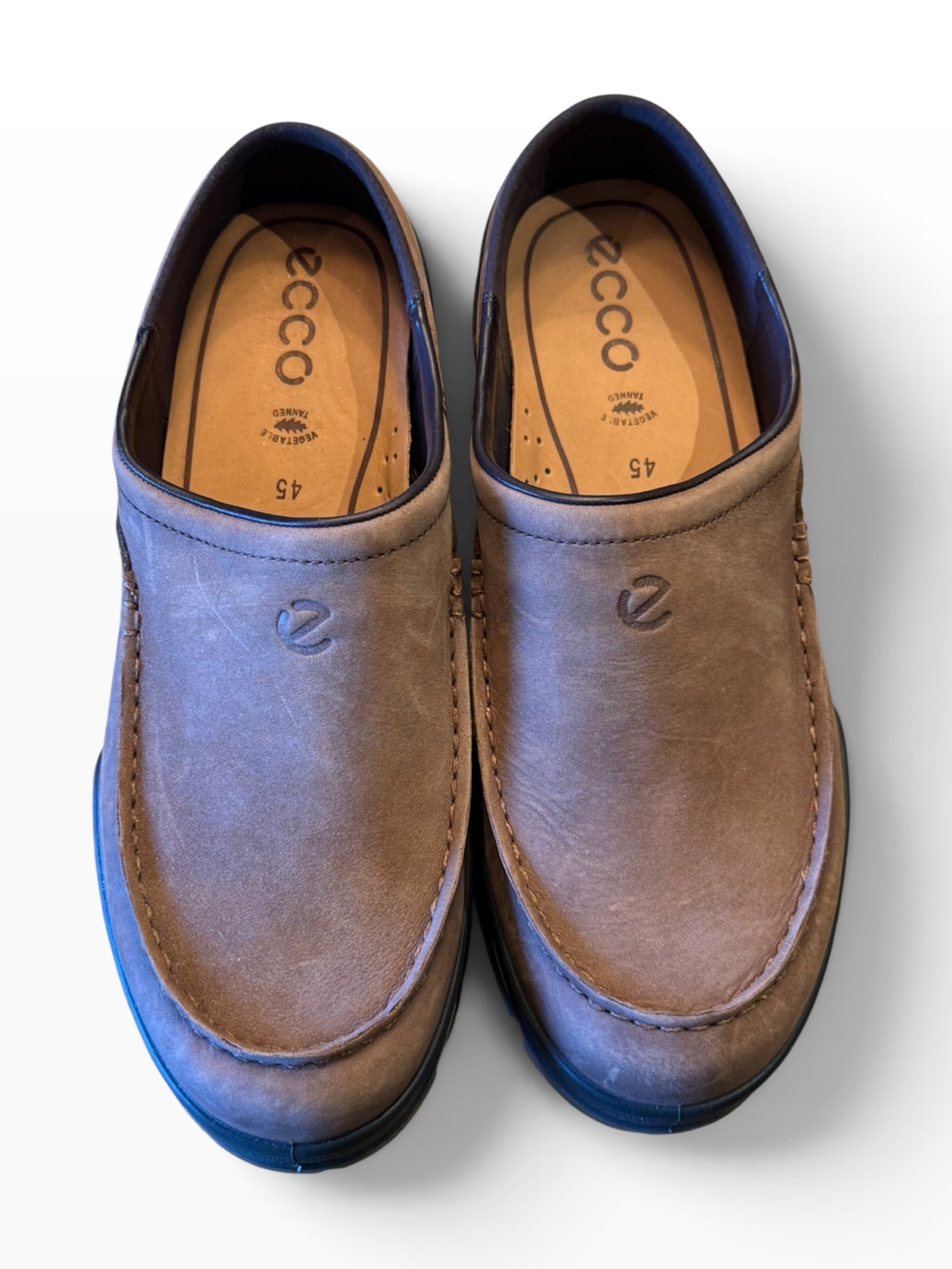 Ecco Track 25 Men’s Size 11.5 (45) Slip On Brown Leather Lug Sole Shoes NWOT